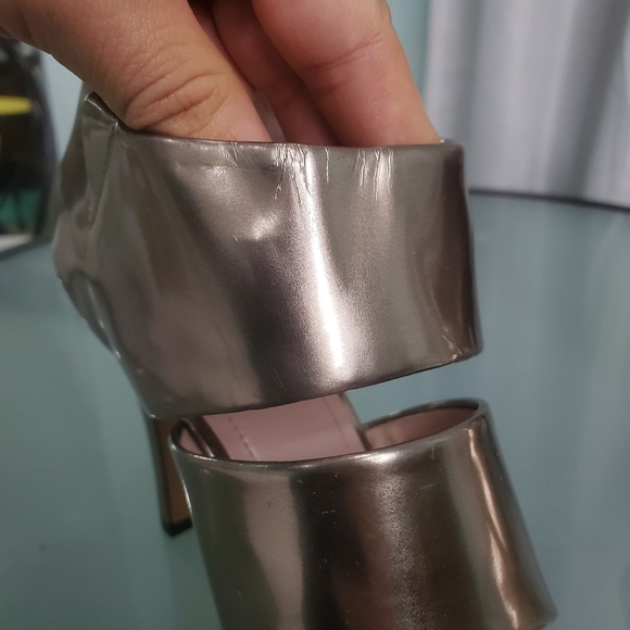 Vince Camuto Karmi Open Toe Mirror Metalic Heel Sz 9M - Picture 8 of 10